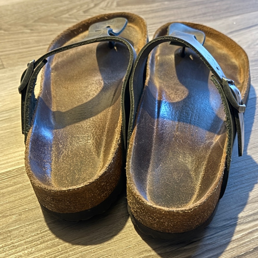 Birkenstock Gizeh Sandal Size 7 EU 38 Bronze - Picture 4 of 8